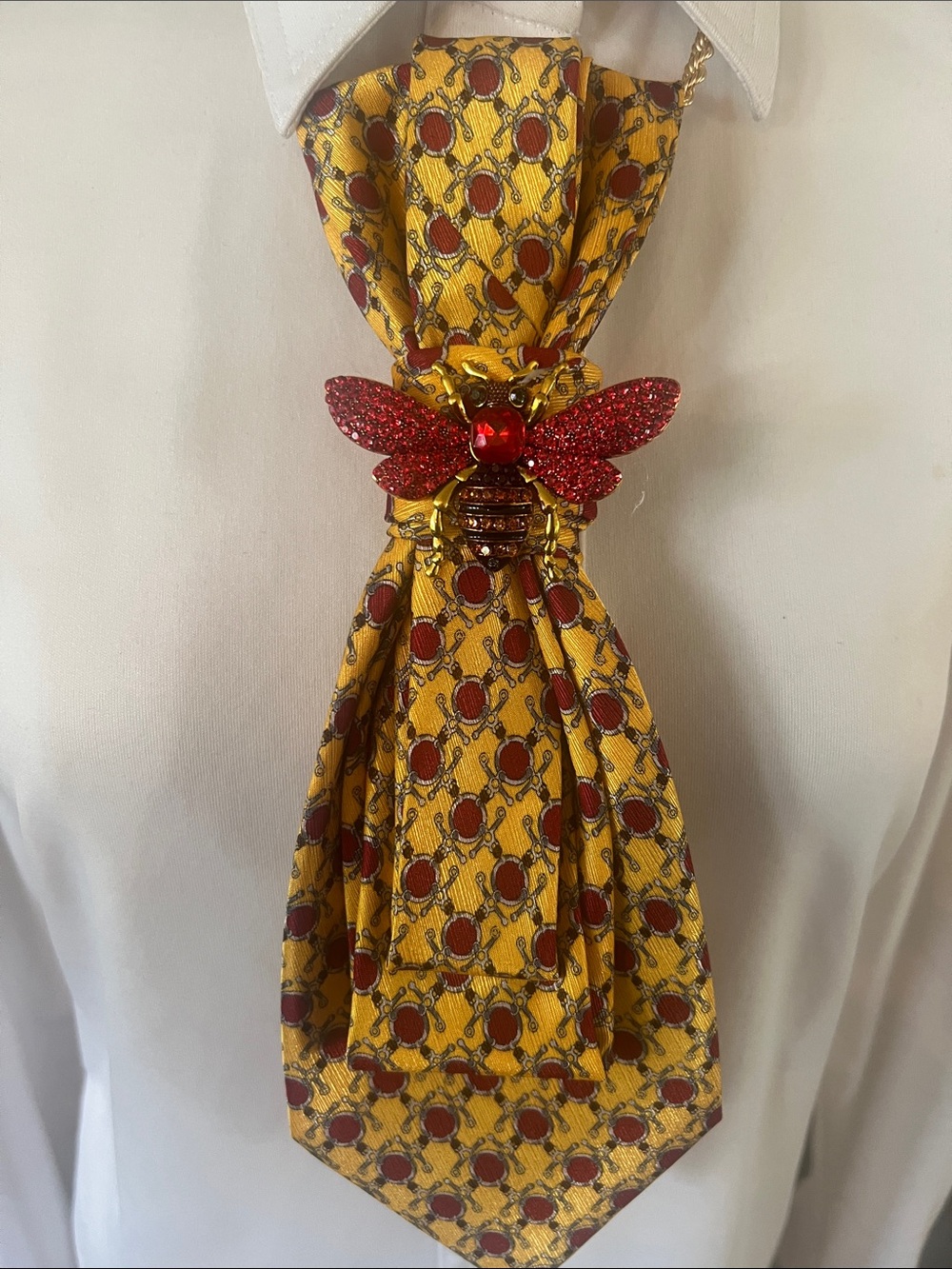Yellow Patterned Silk Fashion tie Necklace Ascot with Red Bee Pin